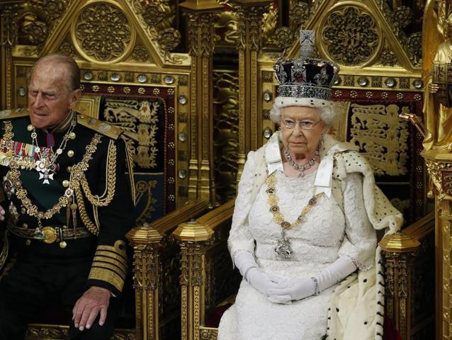 Kraliçe Elizabeht tahttaki 65. yılını kutladı