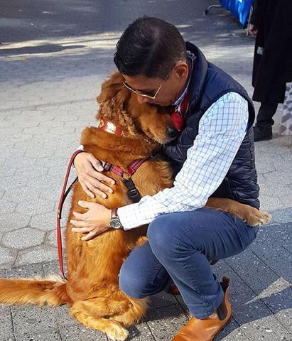 Dünyanın en sevgi dolu köpeğiyle tanışın