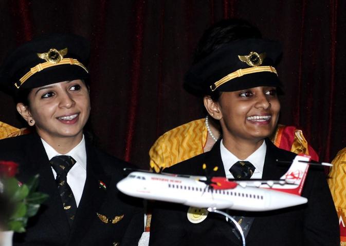 Kadın pilotlar 8 Mart Kadınlar Günü için bir araya geldi