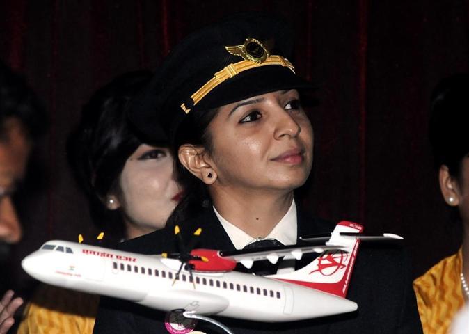 Kadın pilotlar 8 Mart Kadınlar Günü için bir araya geldi