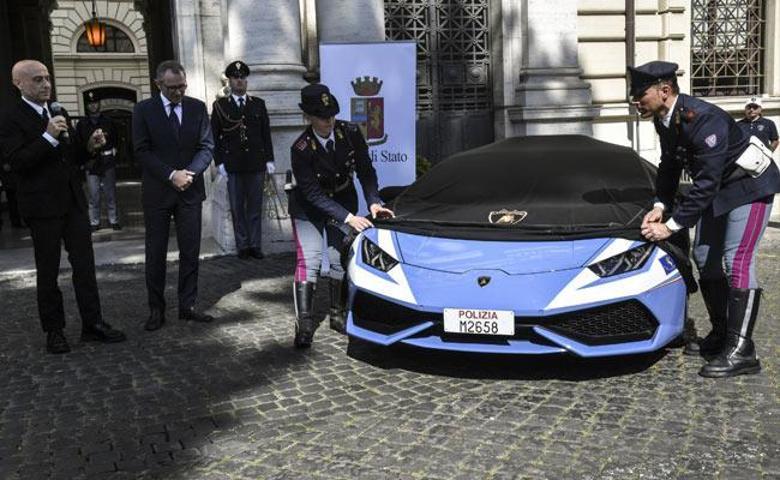 İtalyan polisine bir Lamborghini Huracan daha