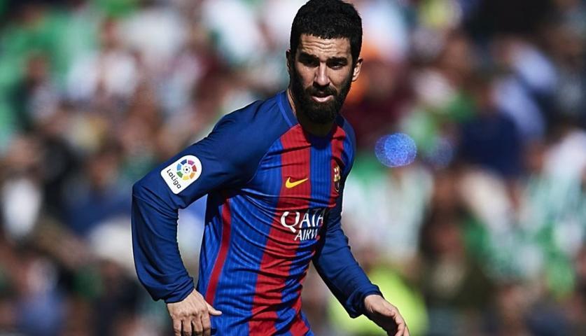 Arda Turan Camp Noudaki dolabını boşalttı