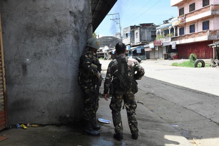 Filipinlerde DEAŞ terörü şiddetlendi