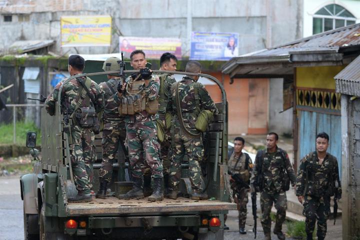 Filipinlerde DEAŞ terörü şiddetlendi