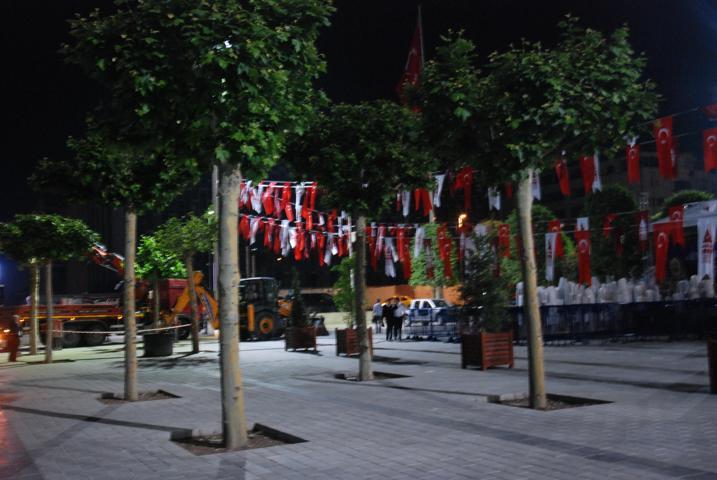 Taksimde ağaçlandırma çalışmaları tamamlandı