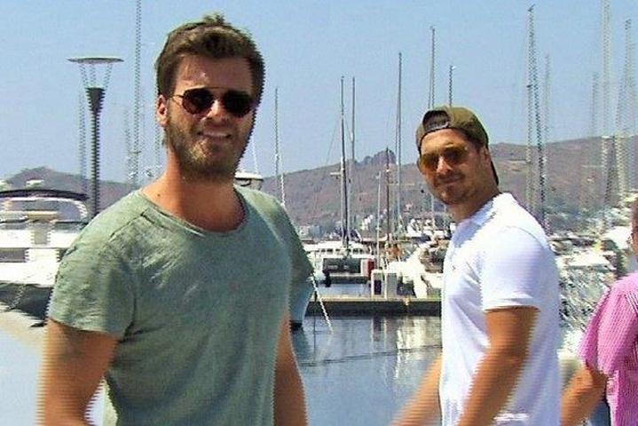 Kıvanç Tatlıtuğ ve Çağatay Ulusoy sahil güvenliği alarma geçirdi