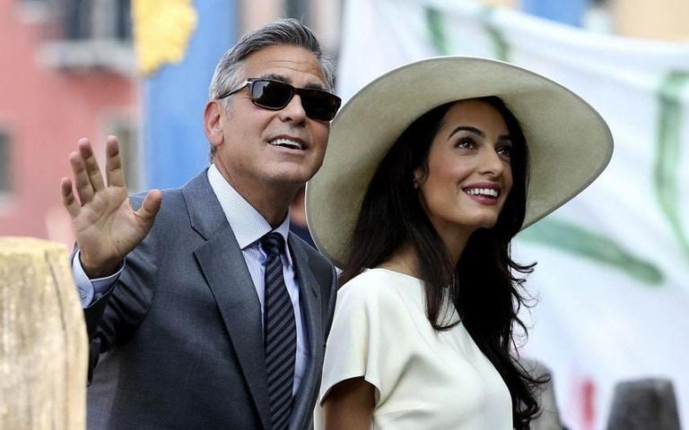 Clooney çifti, Suriyeli çocuklara okul açıyor