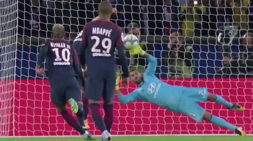 PSG karıştı: Neymar, Instagramda Cavaniyi takibi bıraktı