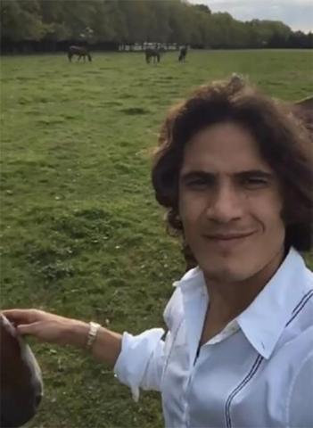 PSGde herkes Cavaniyi dışladı