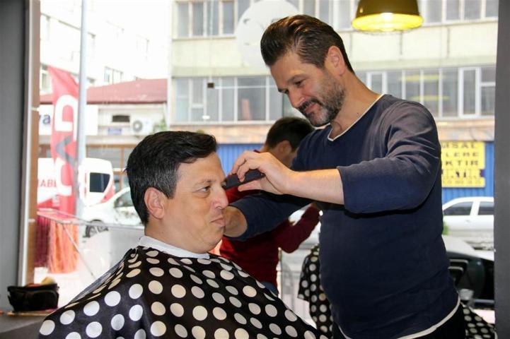Berberler Amerikan tıraşını yasakladı