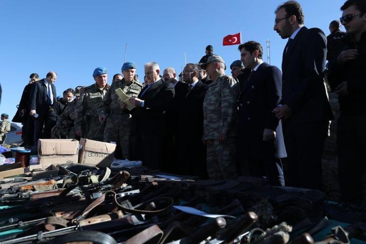 Başbakan Yıldırım, Şırnakta üs bölgesinde