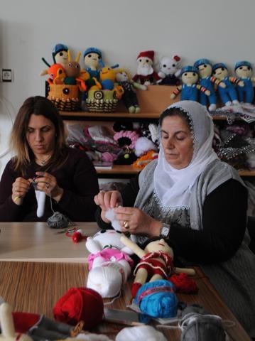 Organik oyuncak bebek ürettiler, birçok şehirden talep aldılar