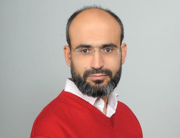 Konyada sapkın sözleri söyleyen öğretmene meslektaşından destek
