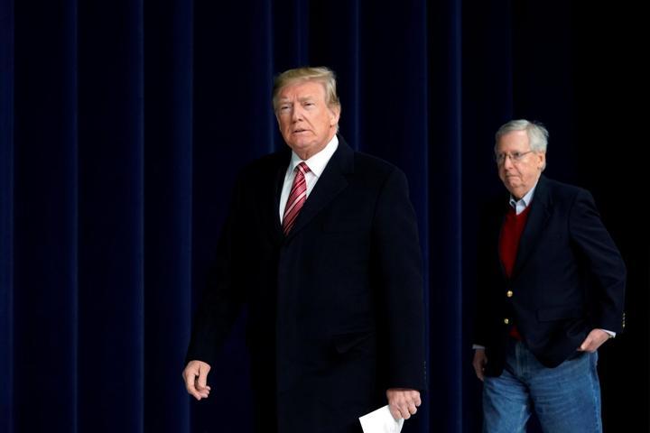 Trumpa ilginç benzetme Topal bir ördek görüntüsü var
