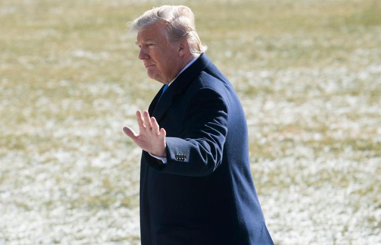 Trumpa ilginç benzetme Topal bir ördek görüntüsü var