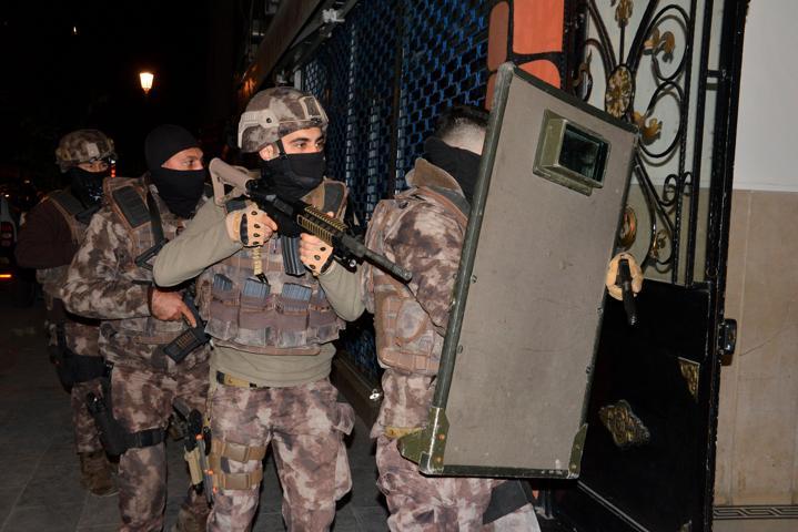 Furkan Vakfının gizli yurtları mühürlendi: Baskında talimatlar ele geçti