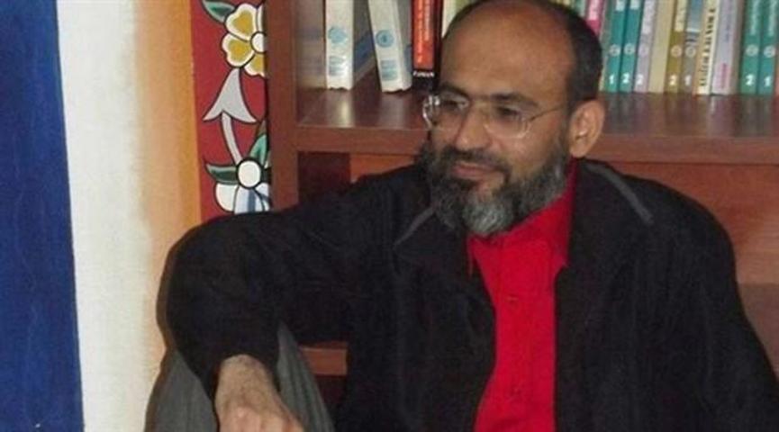Eşofman mesajları tepki çeken öğretmen ihraç edildi