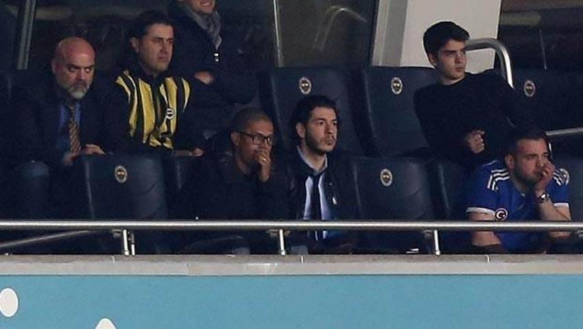 Alex de Souza yüzde 70 Türk çıktı: Uzaktan kumandayı streçle kaplıyor