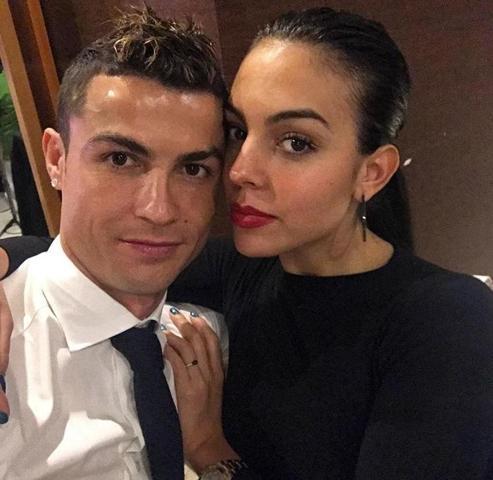Ronaldoyla ilgili olay iddia: Hala ona aşık