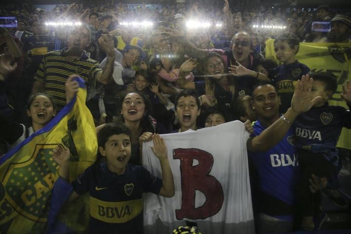 Boca Juniors şampiyon oldu, yer gök inledi