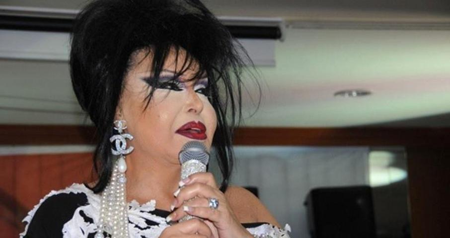 Diva aslında Hepatit B diyen şarkıcıyı affetmedi