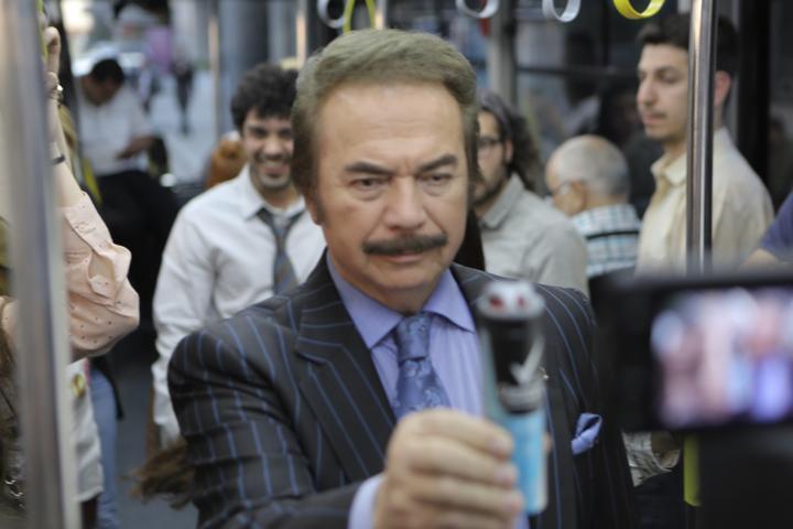 Gencebay reklam filminde oynadı sosyal medyada olay oldu
