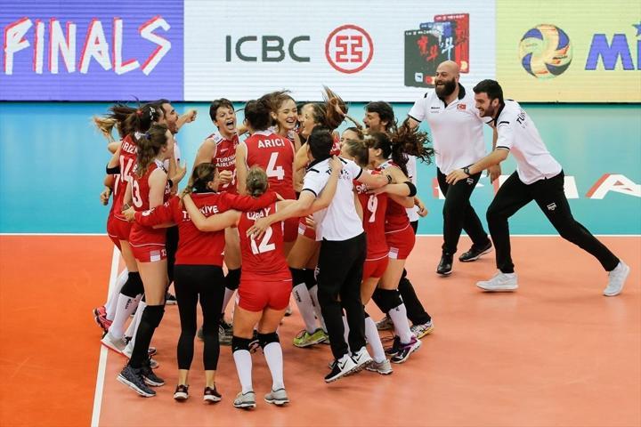 Filenin Sultanları finalde... Rakip ABD