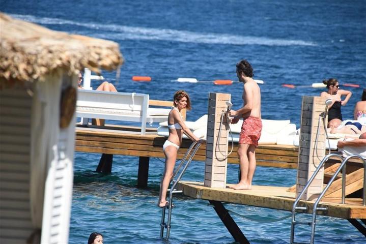 Ceren Morayın Bodrum tatili