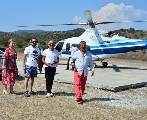 Ali Ağaoğlu helikopterle gelip el öptü