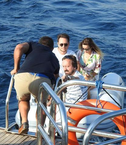 Ali Ağaoğlu helikopterle gelip el öptü