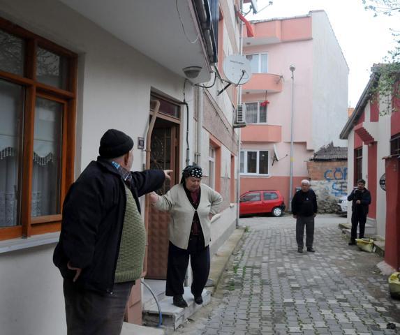 Duvar yazıları ile tartışan kardeşlere mahkeme dur dedi