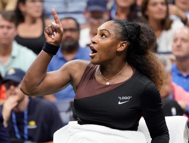 Terör estiren Serena Williamsa 17 bin dolar para cezası