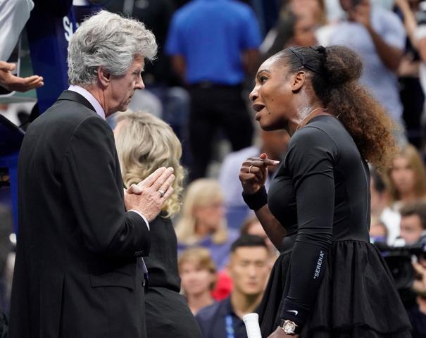 Terör estiren Serena Williamsa 17 bin dolar para cezası