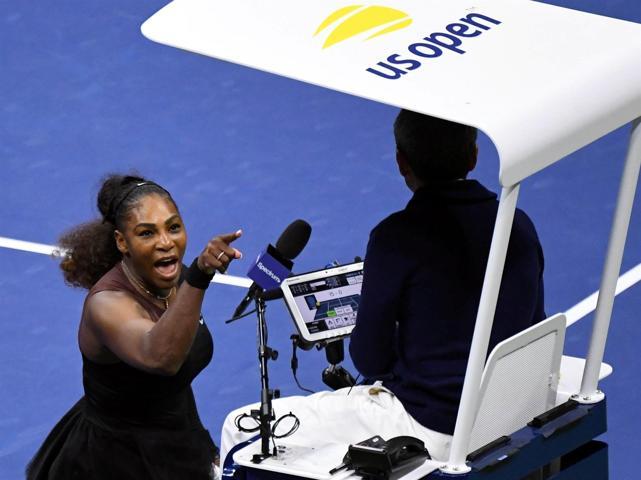 Terör estiren Serena Williamsa 17 bin dolar para cezası