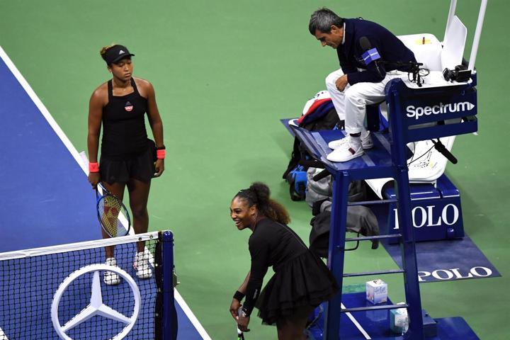 Terör estiren Serena Williamsa 17 bin dolar para cezası