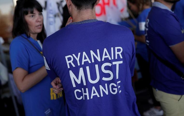 Ryanair çalışanları grevde