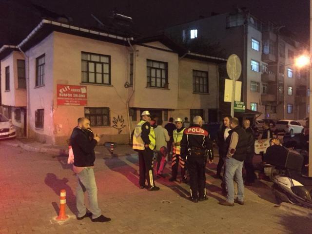 İki grup 5 dakika içinde iki kez birbirlerine girdi: 3 yaralı