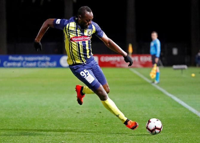Usain Bolt futbol kariyerini noktaladı