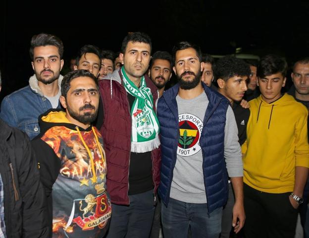 Futbolcular Koray Şenerin ailesine başsağlığı diledi