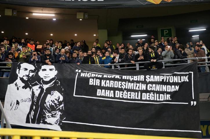 Koray Şener herkesi ağlattı