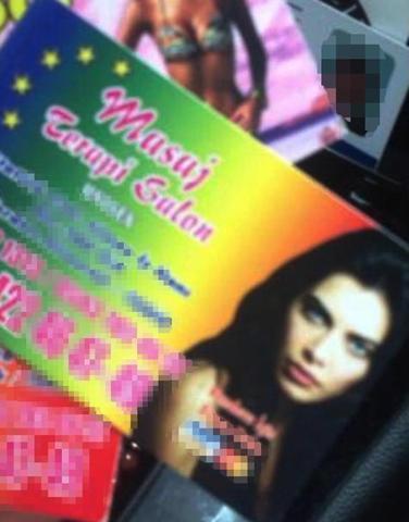 Ceren Hindistana masaj salonu şoku