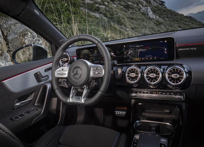Mercedes’ten 306 beygirlik A 35 4MATIC