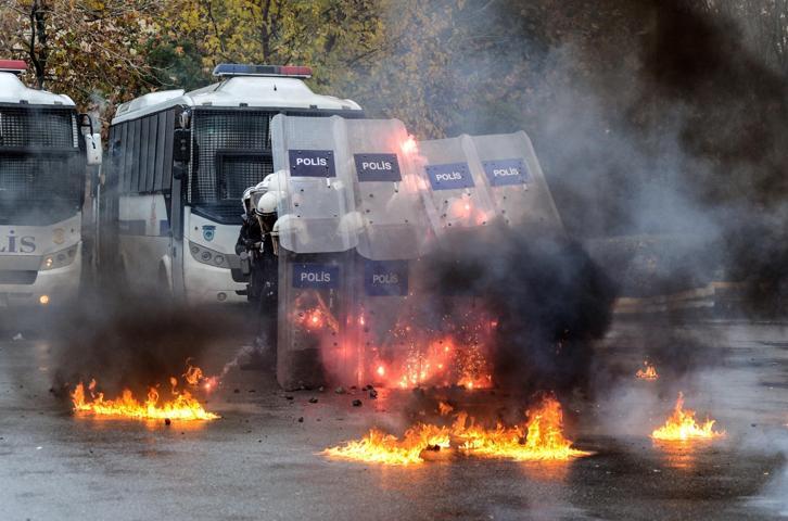 Çevik Kuvvet polisinden aksiyon filmlerini aratmayan eğitim