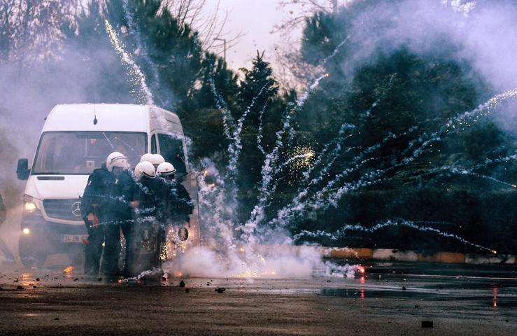 Çevik Kuvvet polisinden aksiyon filmlerini aratmayan eğitim