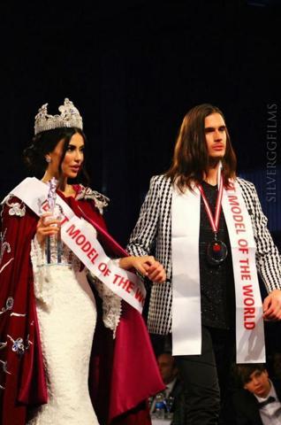 Iman Casablanca: Her sabah 15 dakika kitap okurum