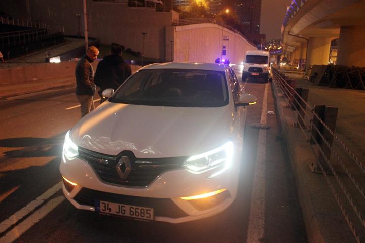 İstanbulun göbeğinde rögar kapağı işkencesi