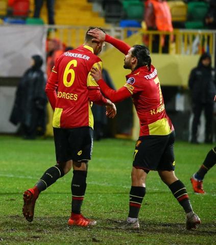 Süper Ligde ara transferde gelenler ve gidenler