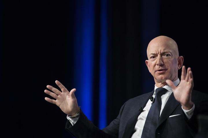 Amazonun CEOsu Bezosa şantaj iddiası