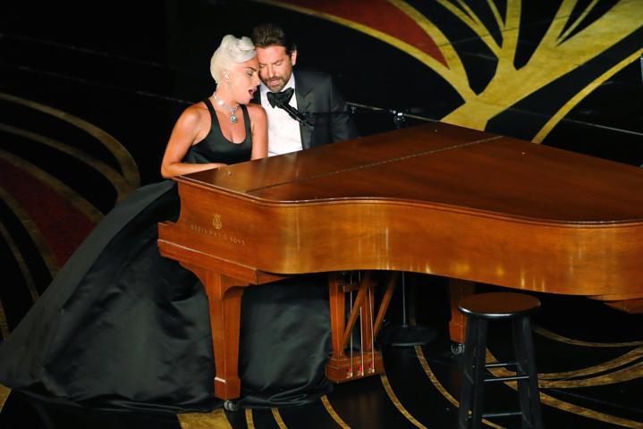 Lady Gaga ilk kez konuştu: Evet, aşkı görmenizi istedik