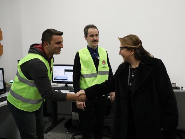 Modernize edilen Sarp Sınır Kapısı yeni yüzüyle hizmete girdi